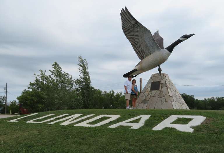 Lundar - Canada Goose Statue