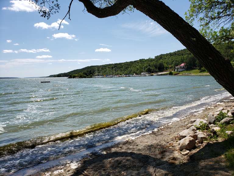 Ninette, Pelican Lake