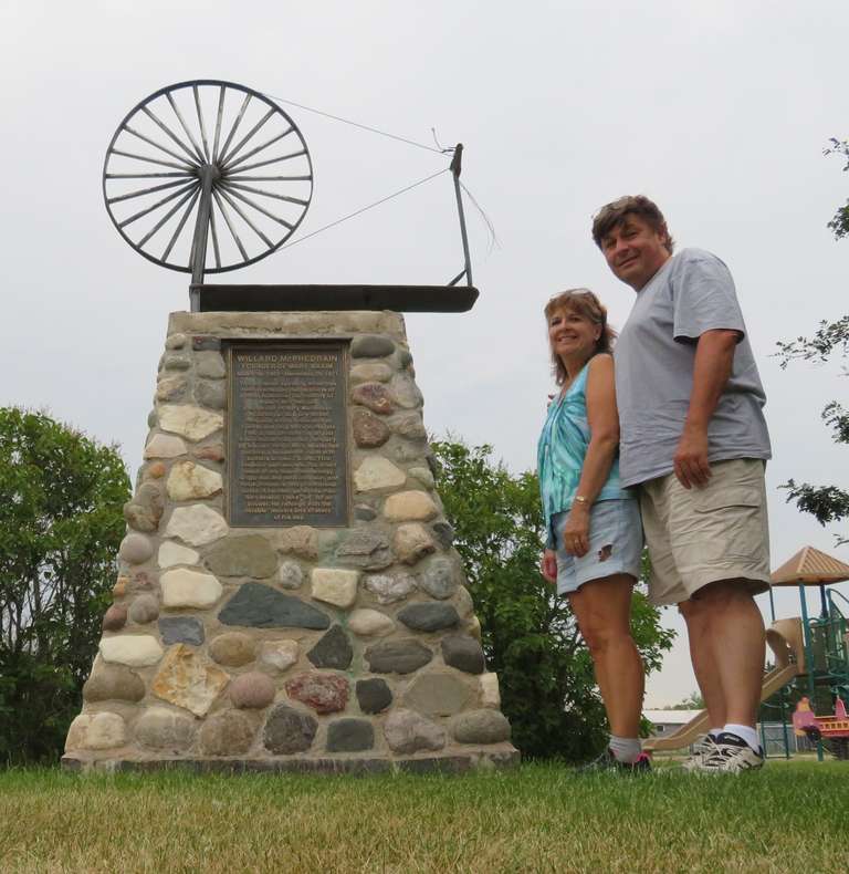 Sifton - Spinning Wheel