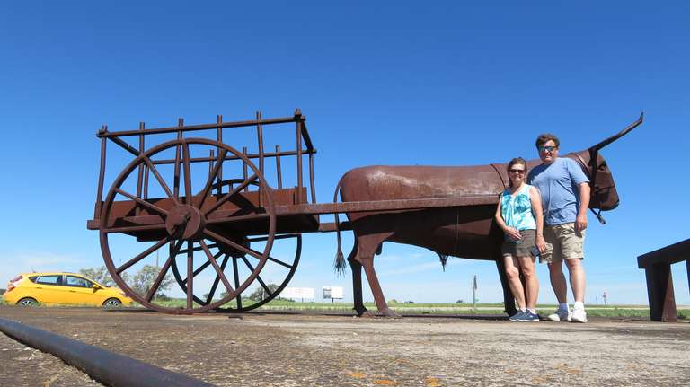 Ox and Cart - Aylesbury, SK