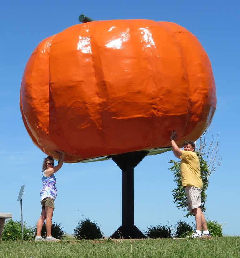 Roland - World's Largest Pumpkin