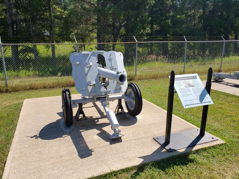 10.5cm Leichtgeschütz 42 German Recoilless Gun